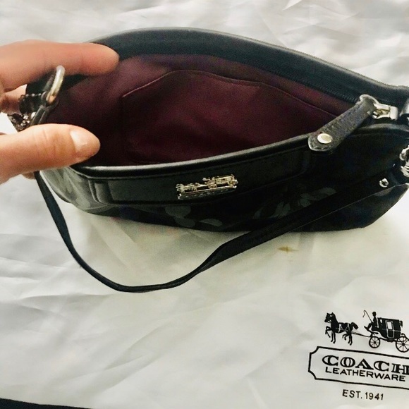 Coach purse wristlet Coach purse - Picture 5 of 6